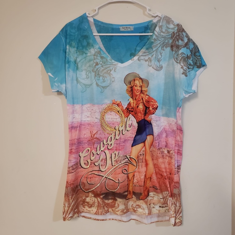 Nice t-shirt by Sweet Gisele New York size XL
